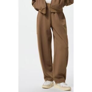 Uniqlo Dry Sweat Barrel Curve Pants in Brown